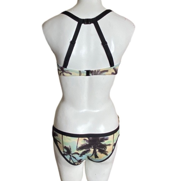 H&M Palms @ Sunset Bikini Size 6 Top & Size 8 Bottoms - Picture 4 of 10